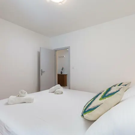 Tara&iva 弗尔萨尔